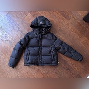 Aritzia - The Super Puff (shorty)